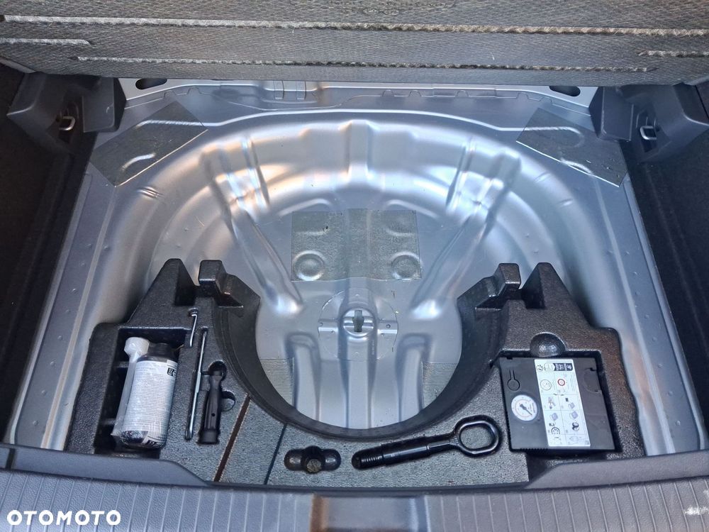 Volkswagen T-Roc 1.5 TSI Style DSG - 15