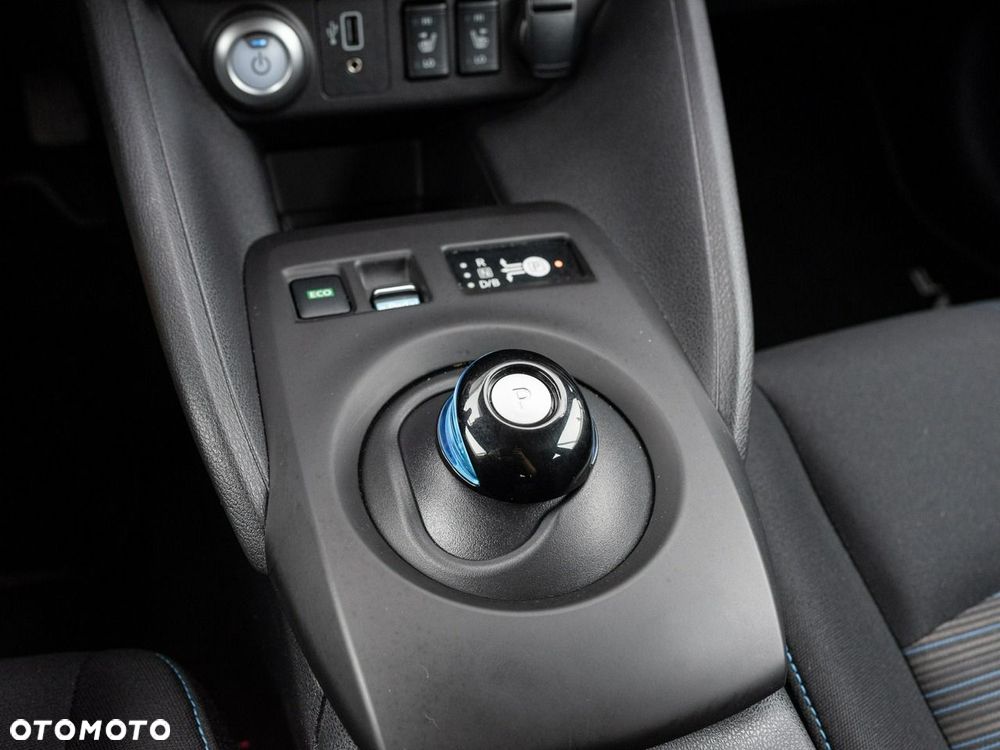Nissan Leaf 40kWh Acenta - 16