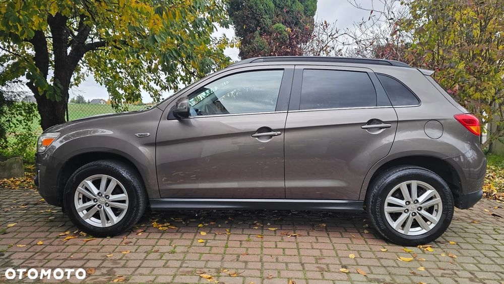 Mitsubishi ASX - 4