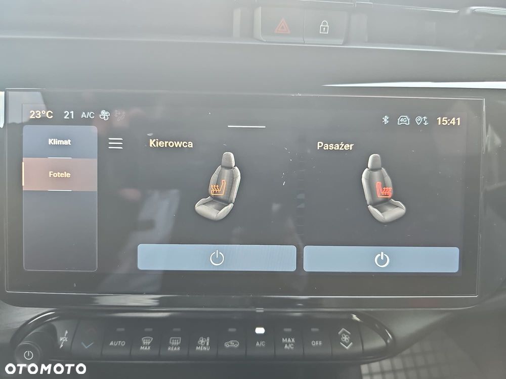 Alfa Romeo Junior 1.2 mHEV Ibrida Speciale eDCT - 31
