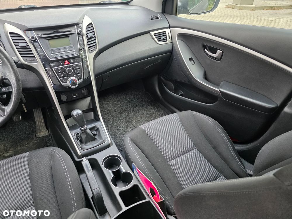 Hyundai i30 1.4 Trend - 10