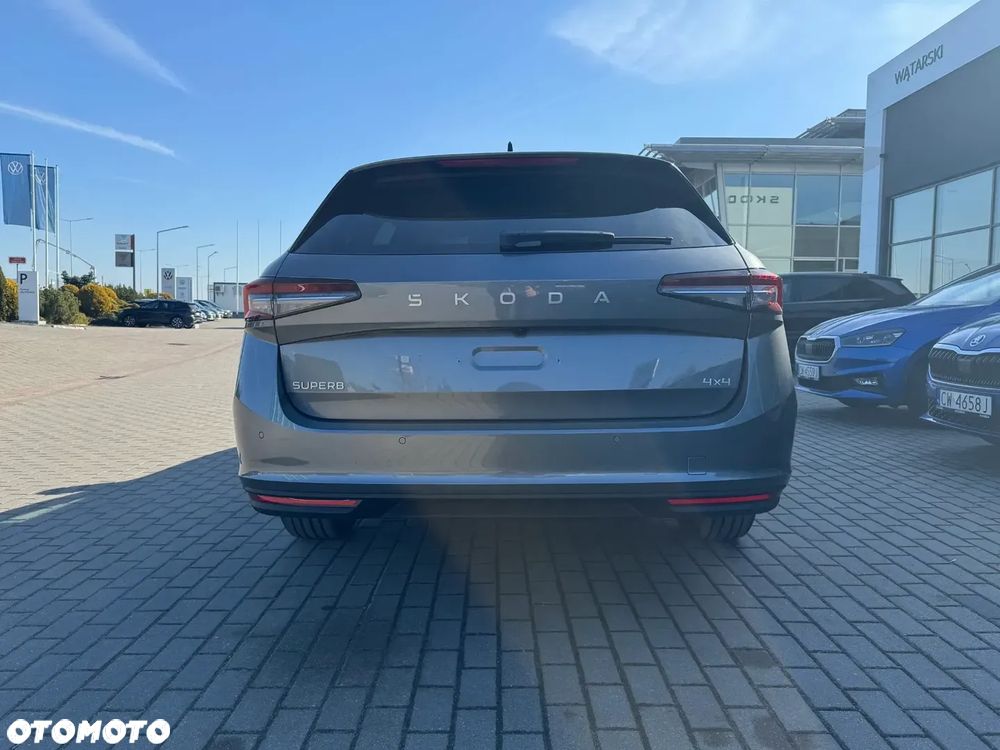 Skoda Superb 2.0 TDI SCR 4x4 Drive DSG - 11
