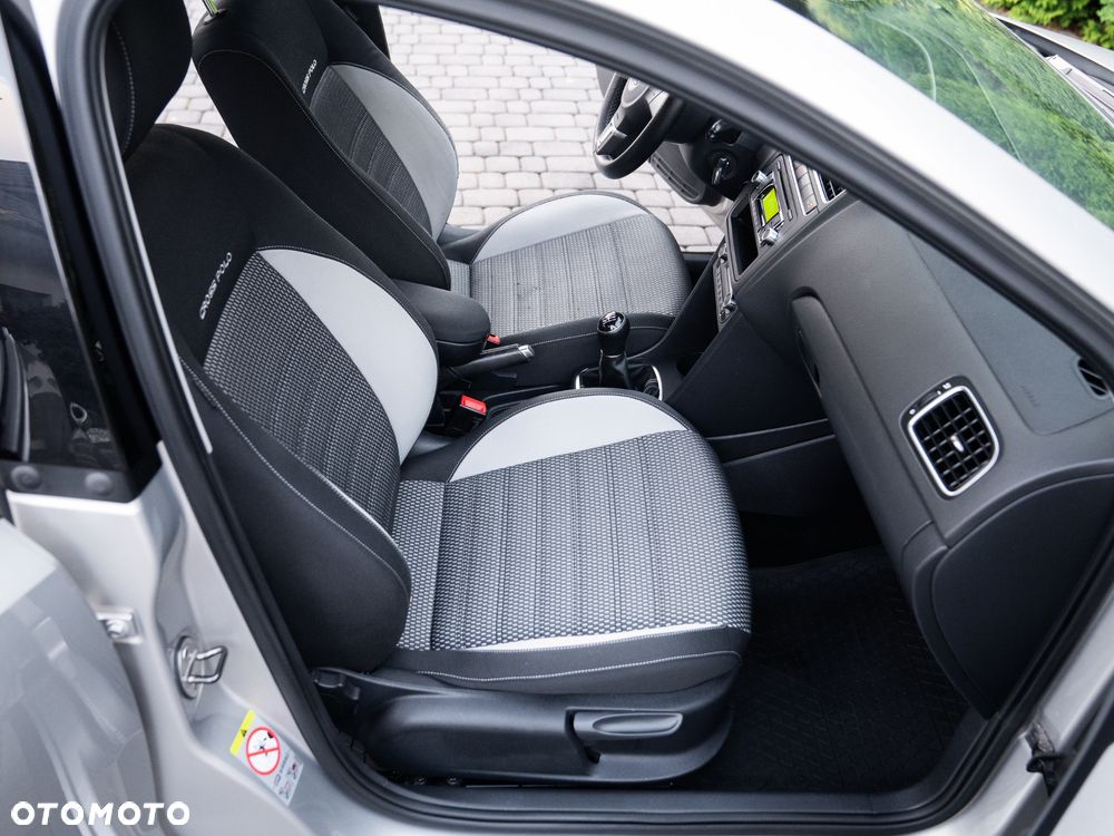 Volkswagen Polo 1.2 TSI Cross - 23