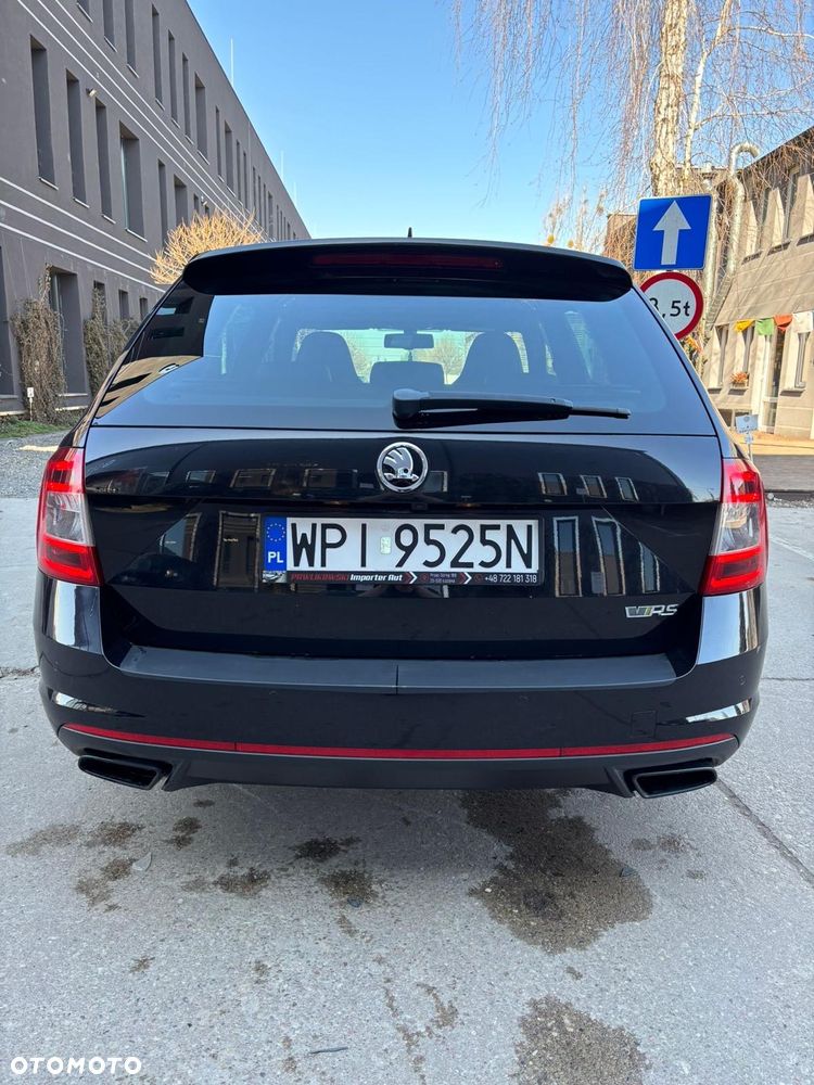Skoda Octavia 2.0 TDI DSG RS - 14
