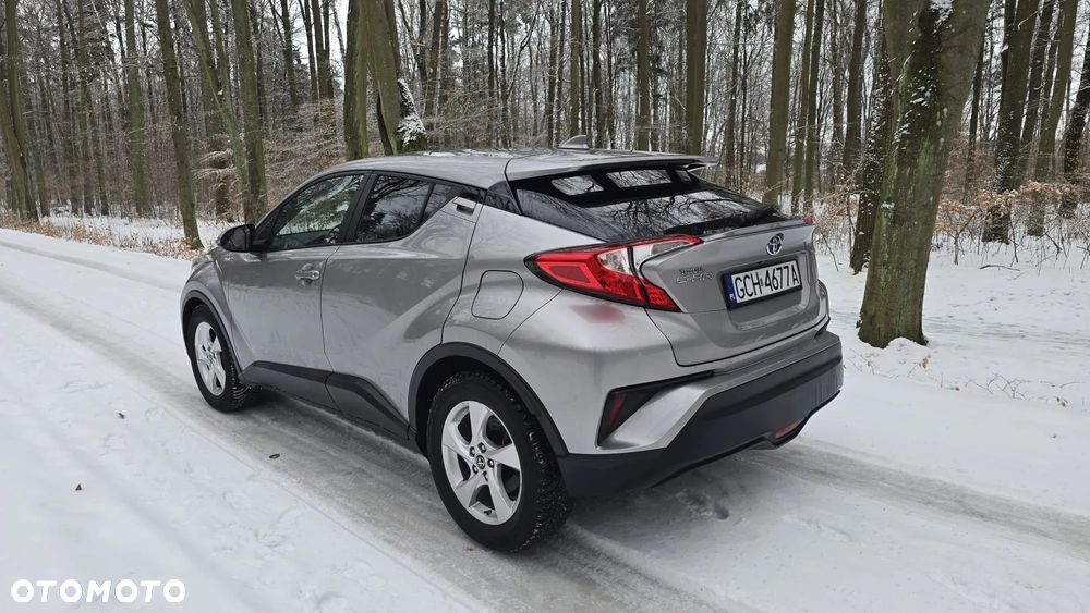 Toyota C-HR 1.8 Hybrid Prestige - 2