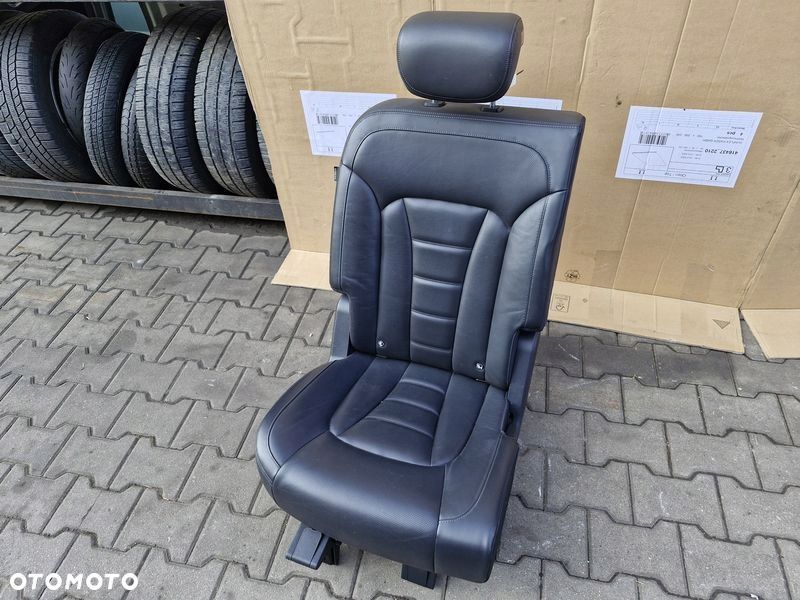 SSANGYONG REXTON IV 4 G4 FOTEL KANAPA PRAWY TYŁ TYLNA - 1