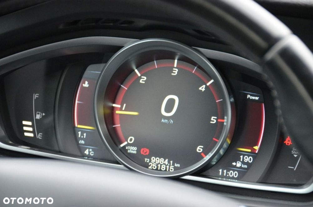 Volvo V40 - 34