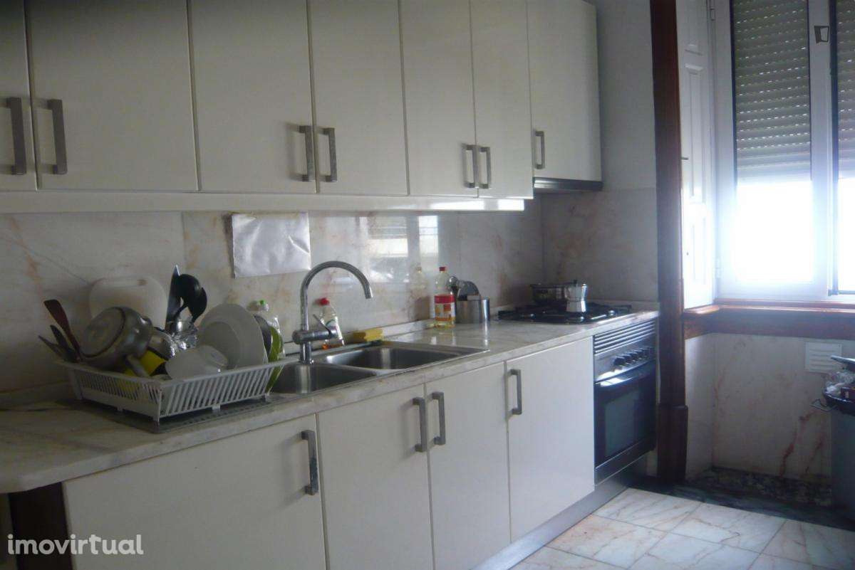 Quarto - localizado em Cidral Coimbra - Grande imagem: 3/12