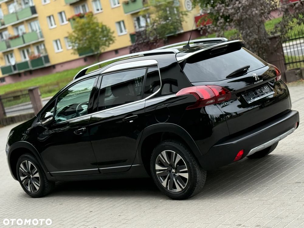 Peugeot 2008 1.2 PureTech Allure S&S - 8