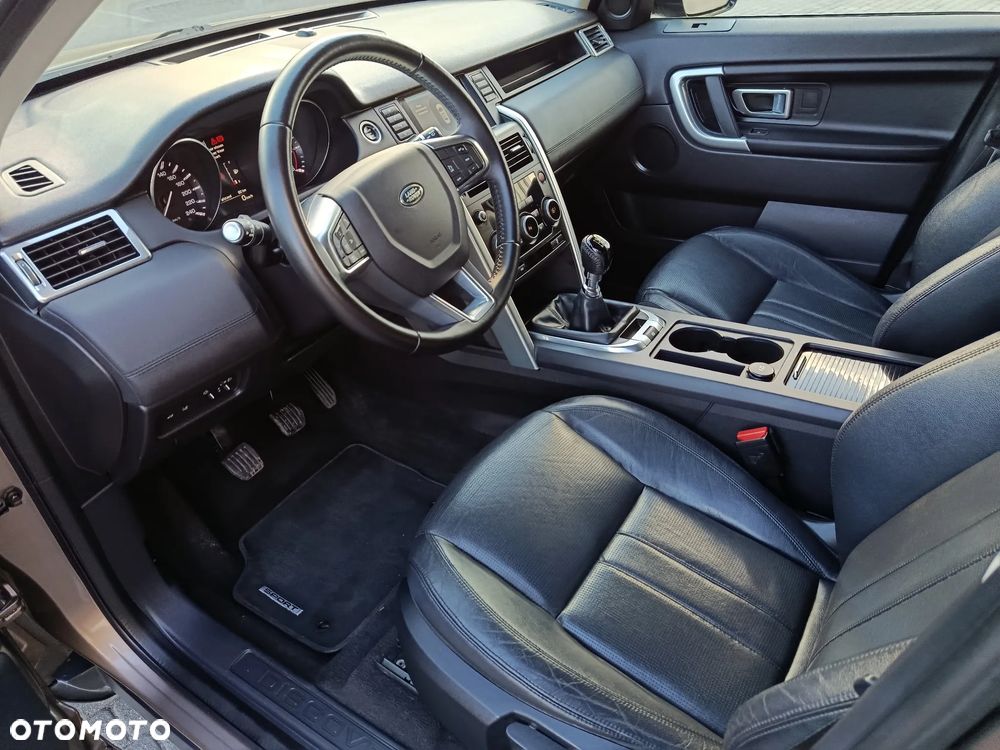 Land Rover Discovery Sport TD4 HSE Luxury - 22