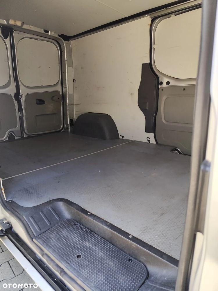 Renault trafic - 17