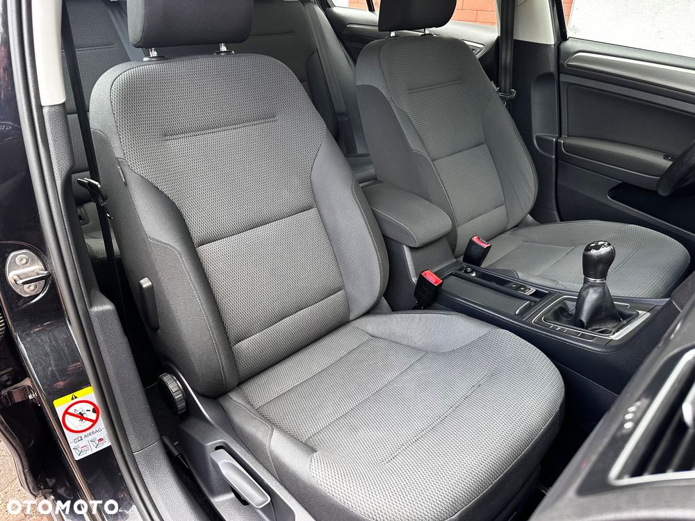 Volkswagen Golf 1.6 TDI BlueMotion Technology Comfortline - 27