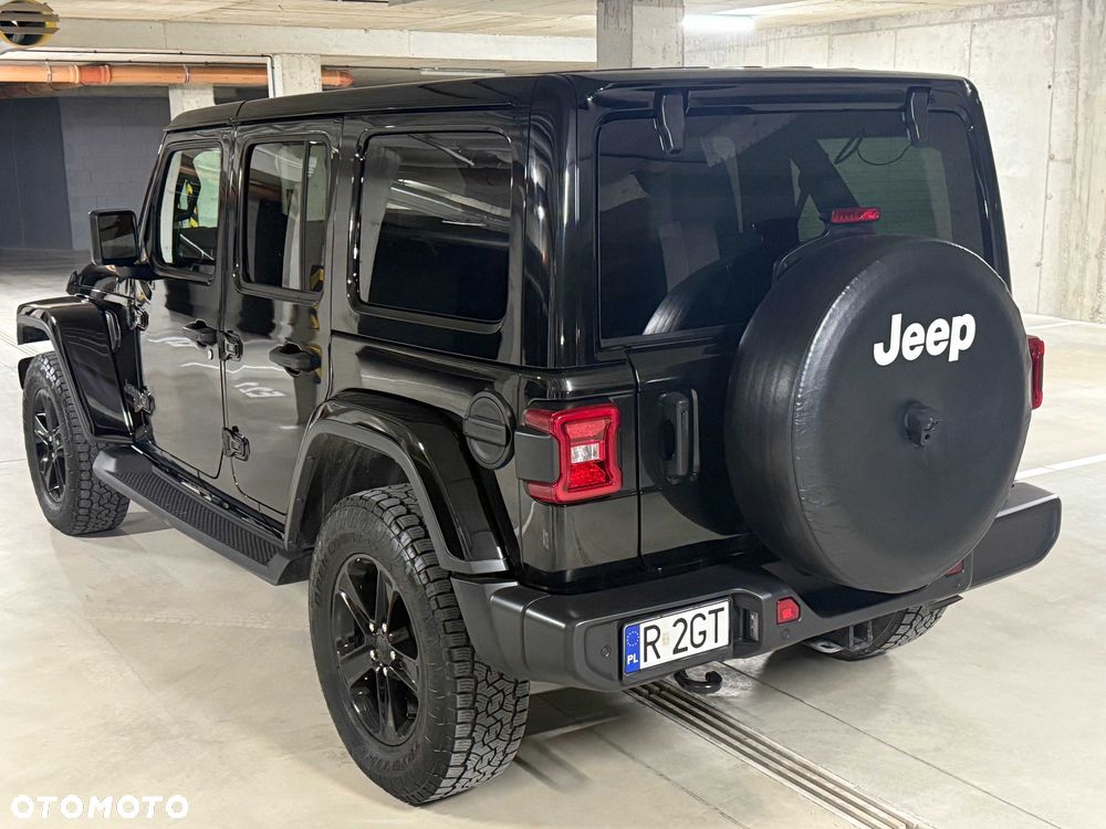 Jeep Wrangler - 4