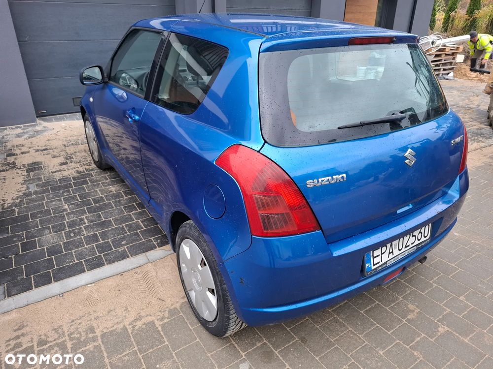 Suzuki Swift - 5