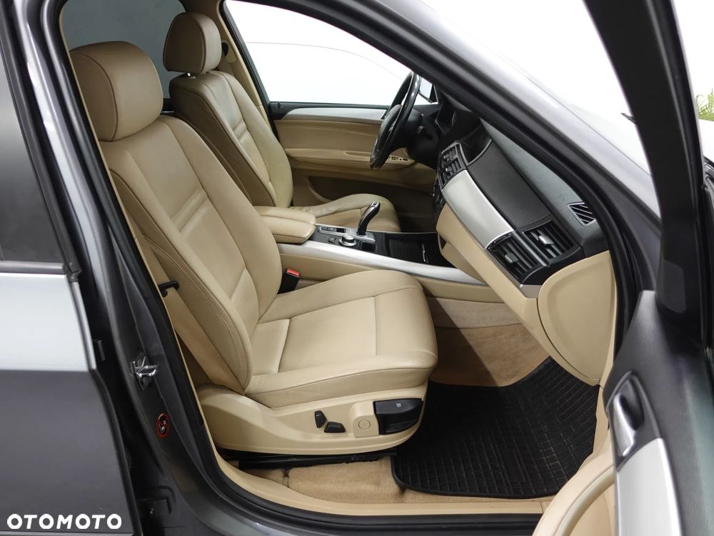 BMW X5 xDrive30d - 27