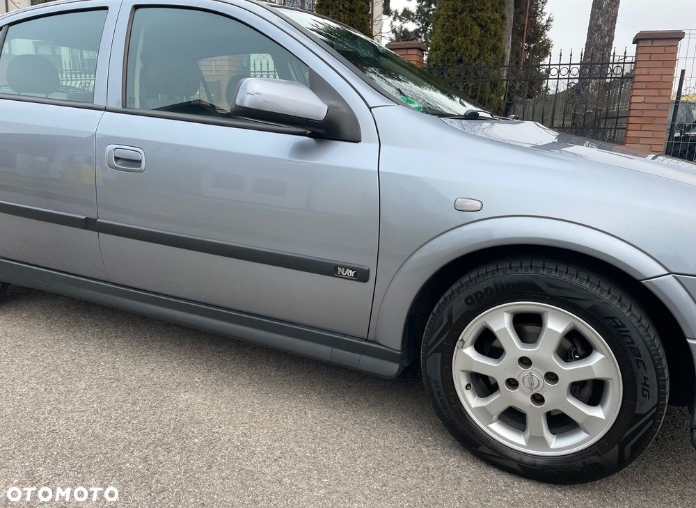 Opel Astra 1.6 Elegance - 37