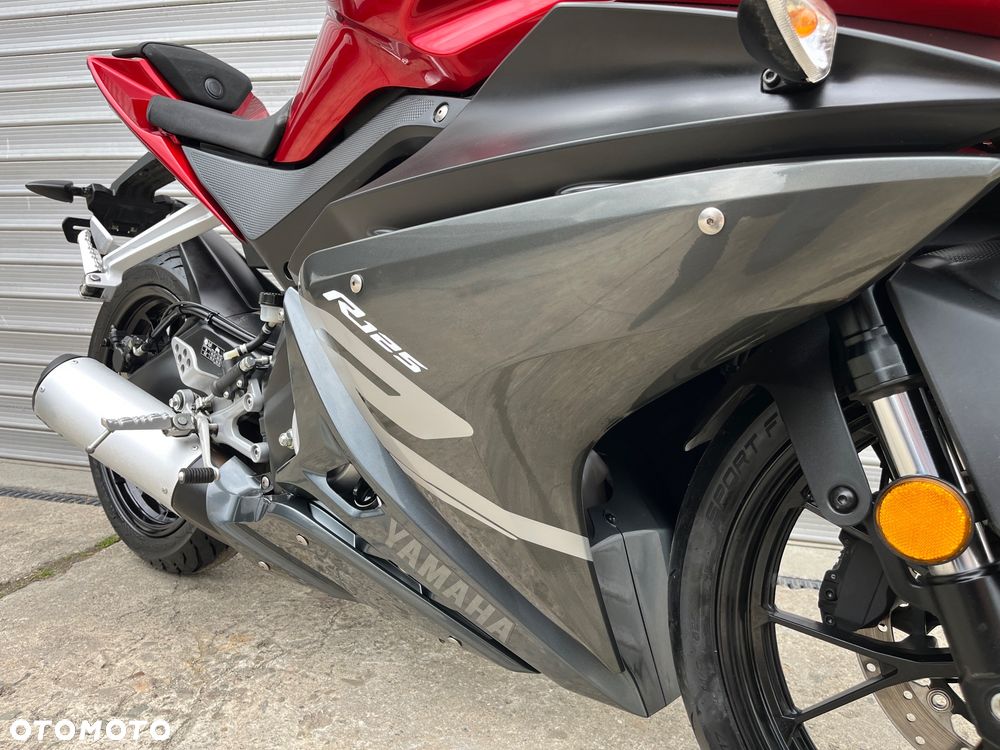 Yamaha YZF - 18