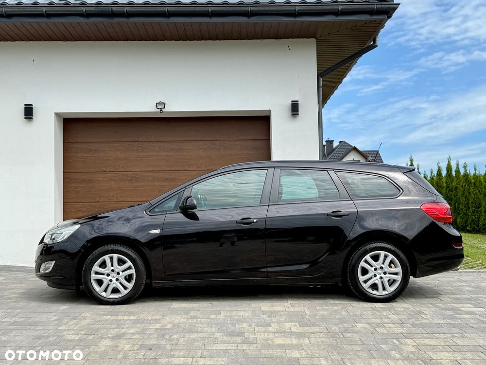Opel Astra 1.4 Turbo - 10