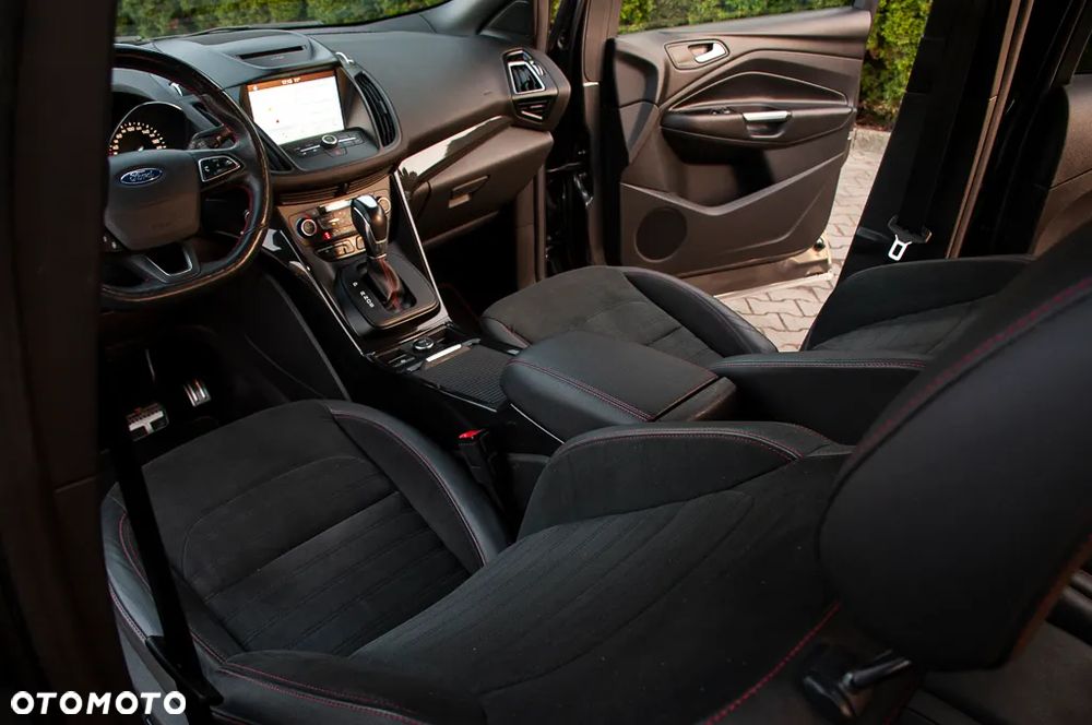 Ford Kuga 1.5 EcoBoost AWD ST-Line ASS - 21