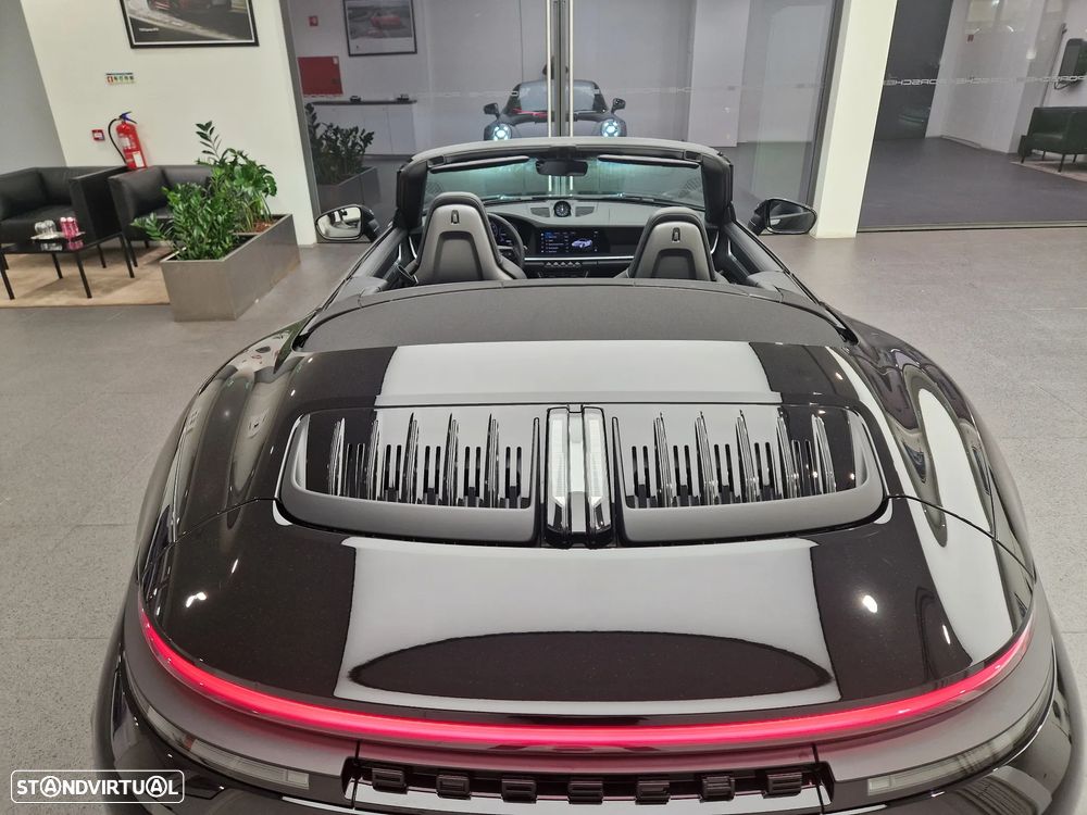 Porsche 911 (992) Carrera GTS - 16