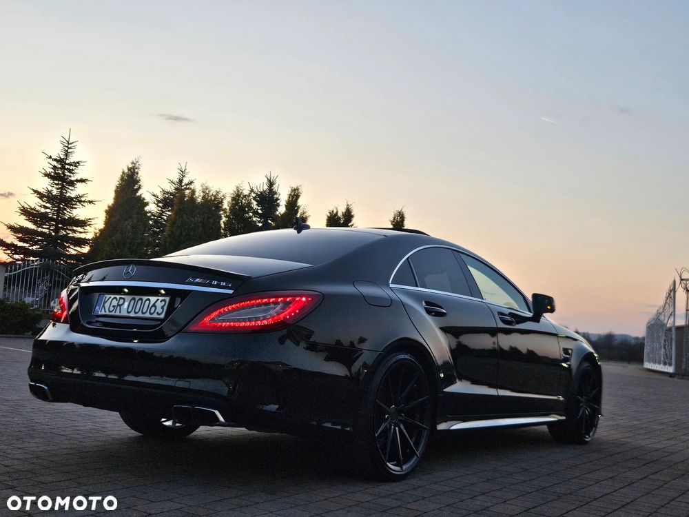 Mercedes-Benz CLS - 14