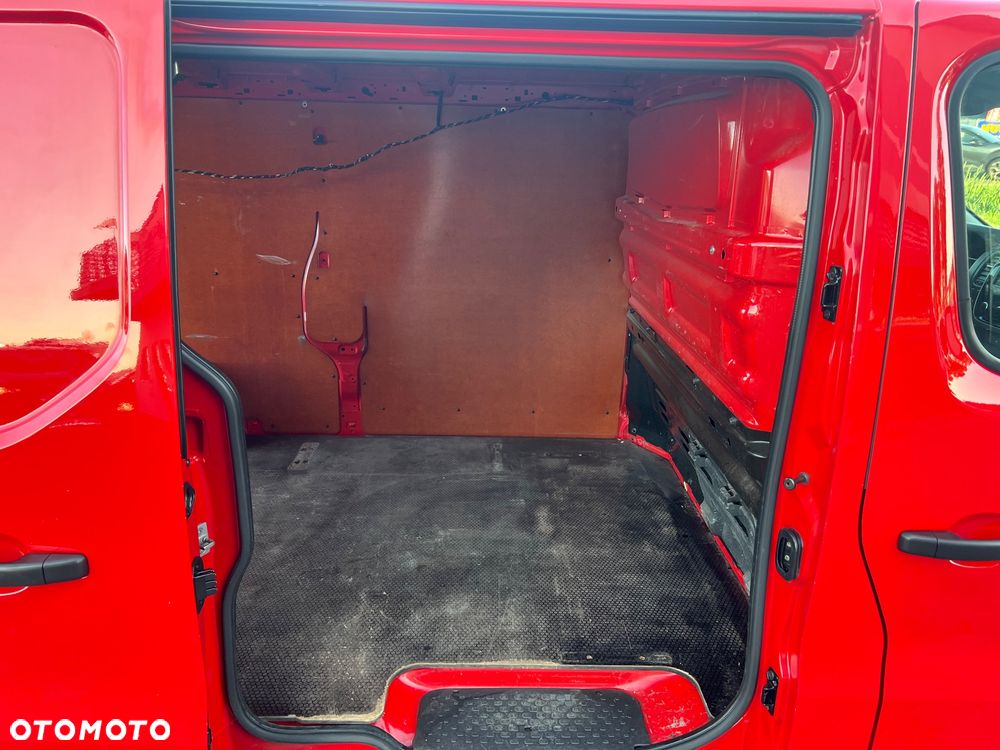 Renault Trafic - 20