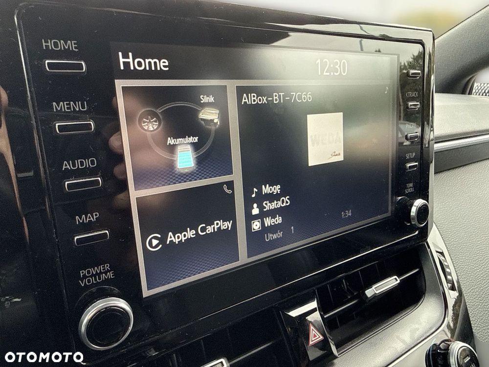 Toyota Corolla 1.8 Hybrid Comfort - 24