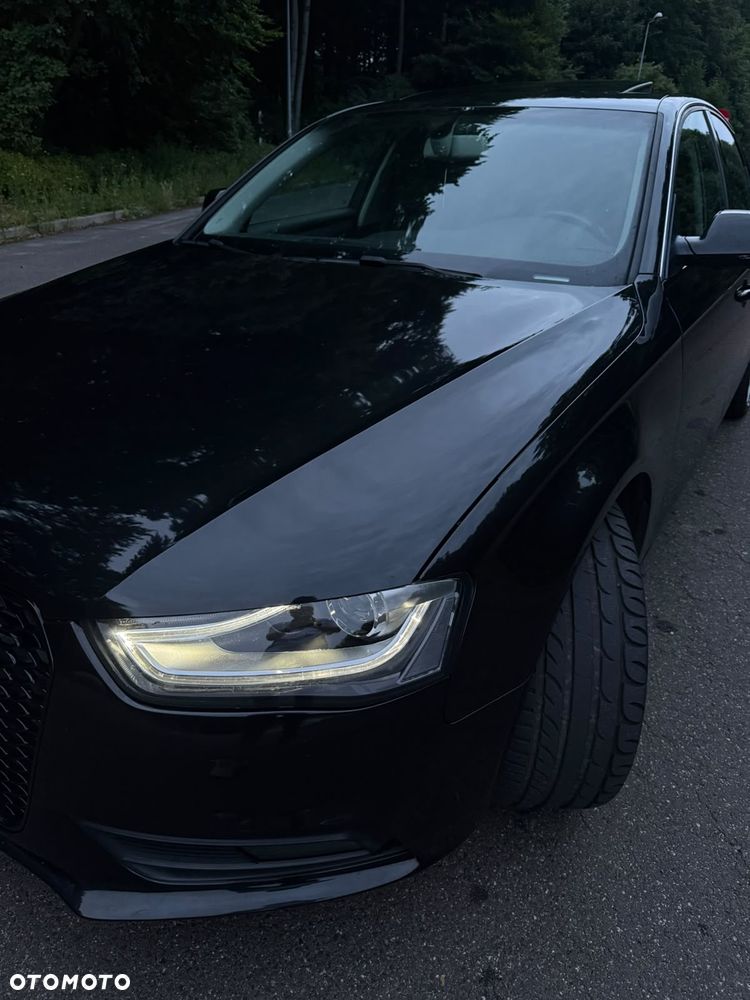 Audi A4 Limousine - 25