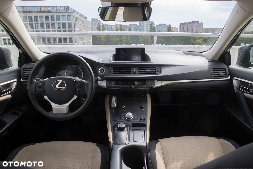 Lexus CT 200h Comfort - 19