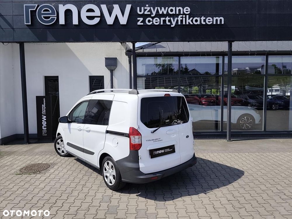 Ford transit-courier - 15