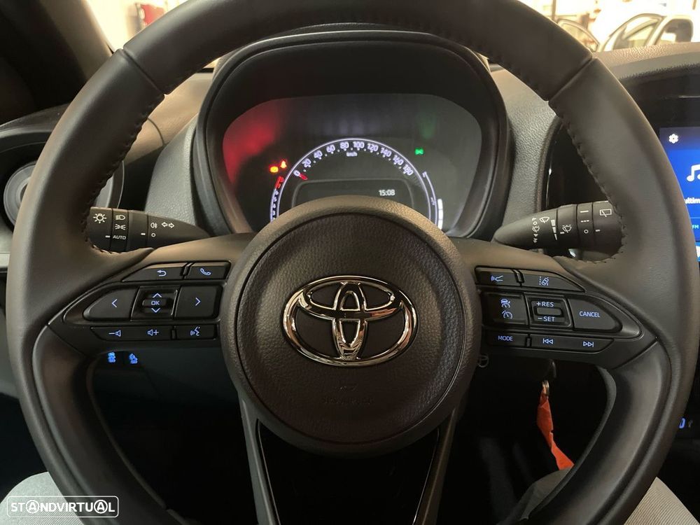 Toyota Aygo X 1.0 Play — fotografia 18