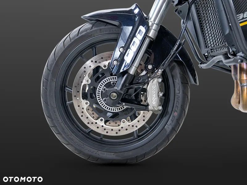 QJMOTOR SRT900S - 10