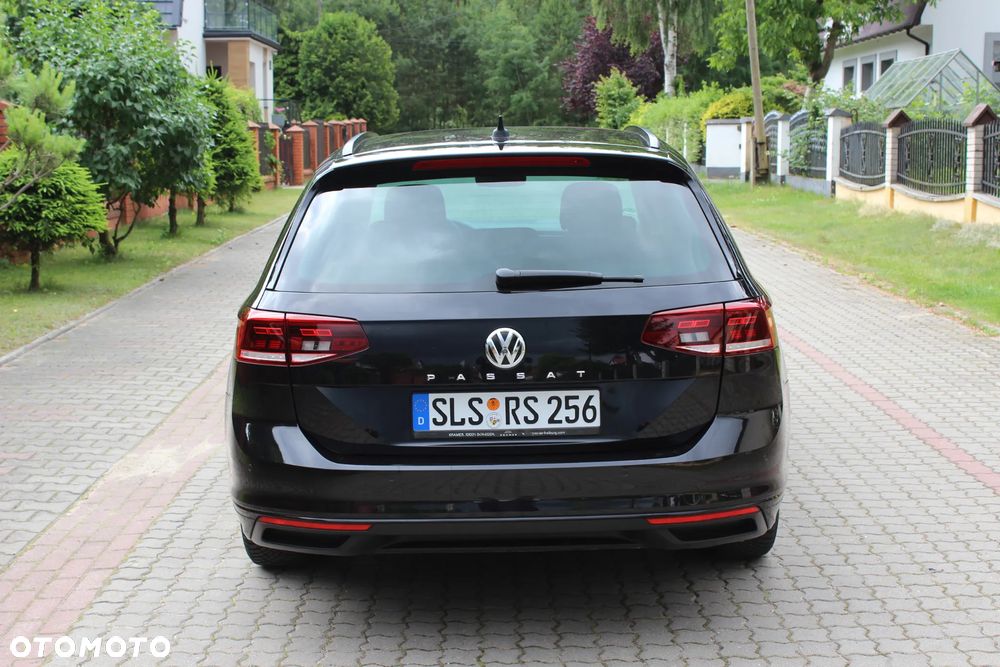 Volkswagen Passat Variant 2.0 TDI SCR DSG Highline - 7