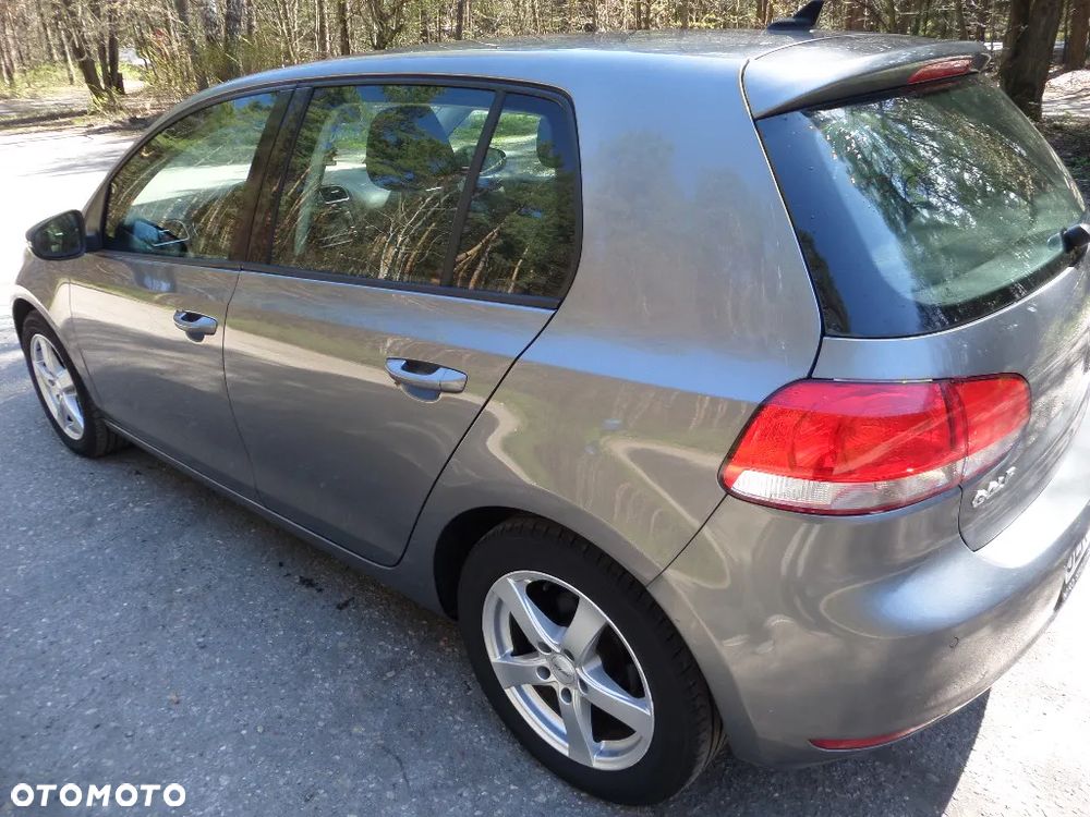 Volkswagen Golf 1.6 Comfortline - 4
