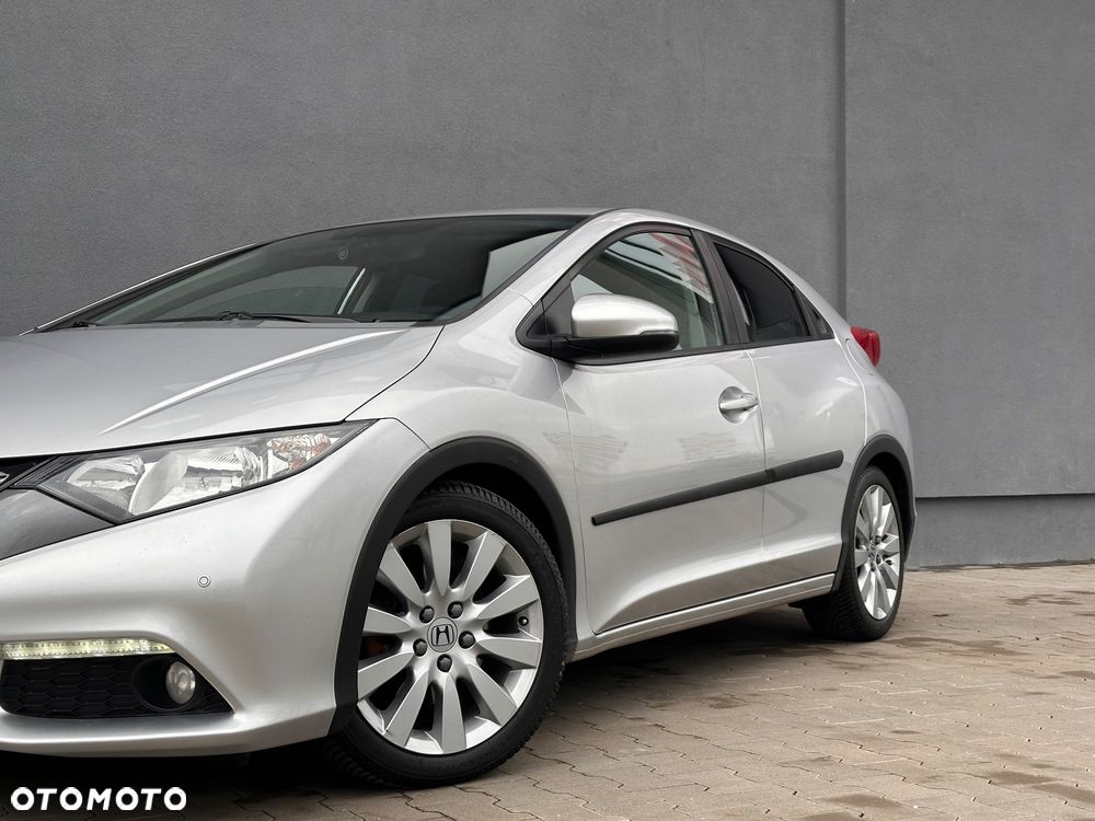 Honda Civic 1.8 Sport - 12