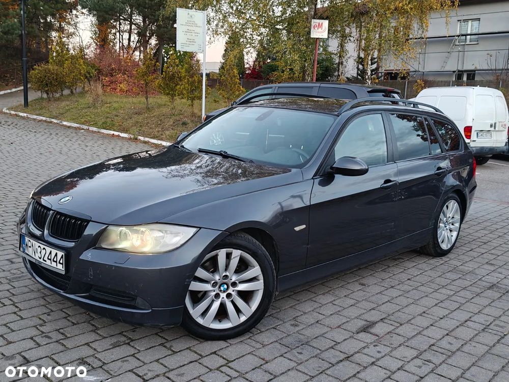BMW Seria 3 320i