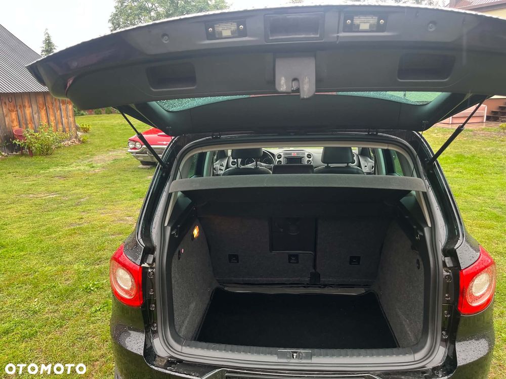 Volkswagen Tiguan 2.0 TDI DPF BlueMotion Technology Trend & Fun - 29