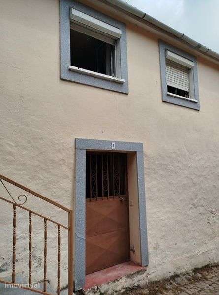 Moradia T3 - Lazarim Lamego - Grande imagem: 4/12