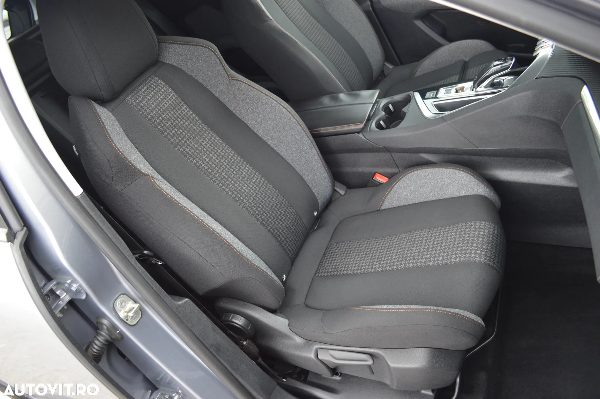 Peugeot 3008 BlueHDi 130 Stop & Start EAT8 Active Business-Paket - 20