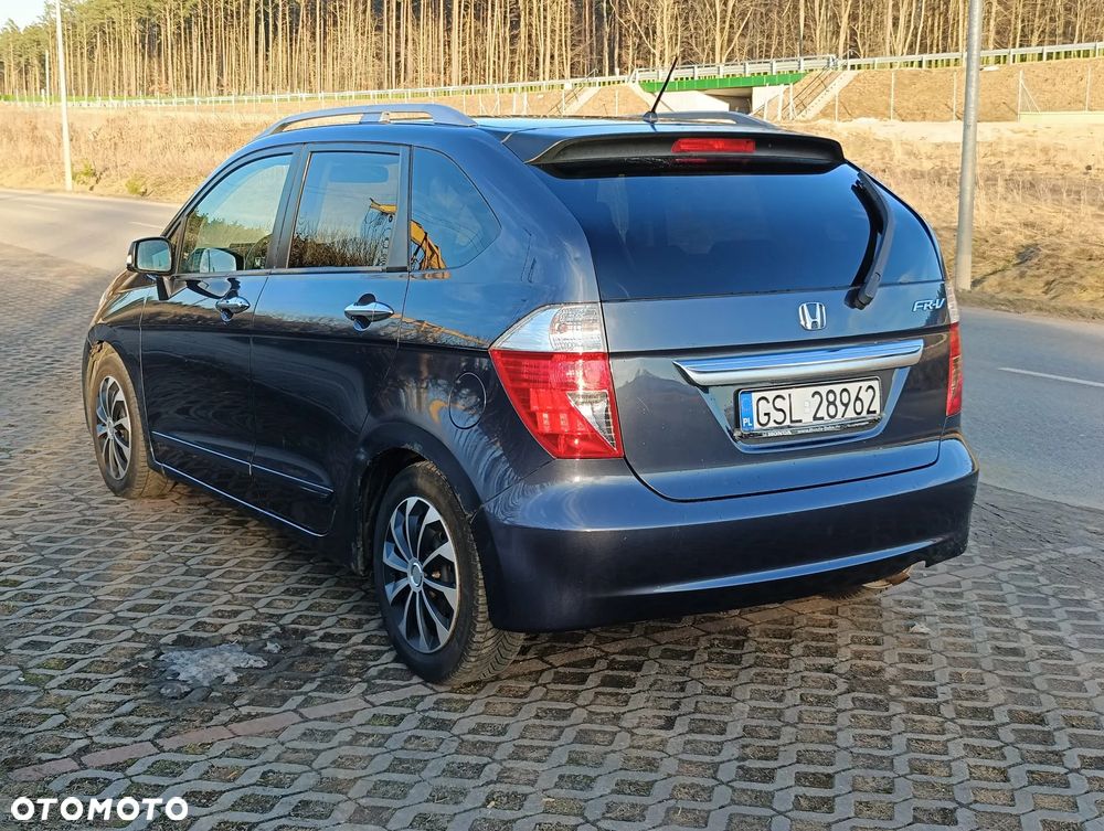 Honda FR-V - 7