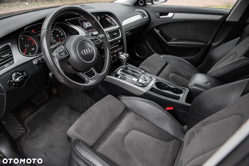 Audi A4 Avant 2.0 TDI DPF quattro S tronic S line Sportpaket - 15