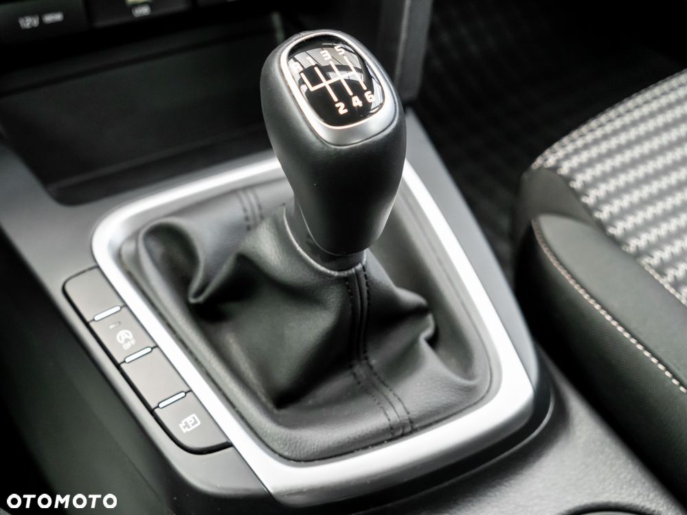 Kia Ceed 1.5 T-GDI M - 15