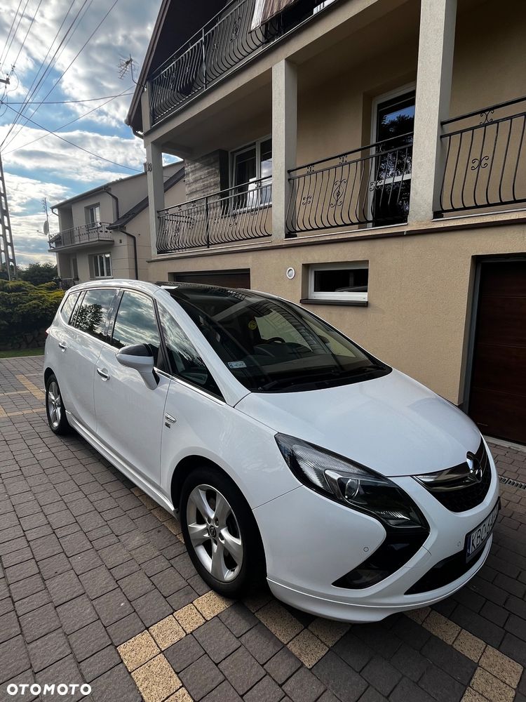Opel Zafira Tourer 2.0 BITurbo CDTI Start/Stop Sport - 2