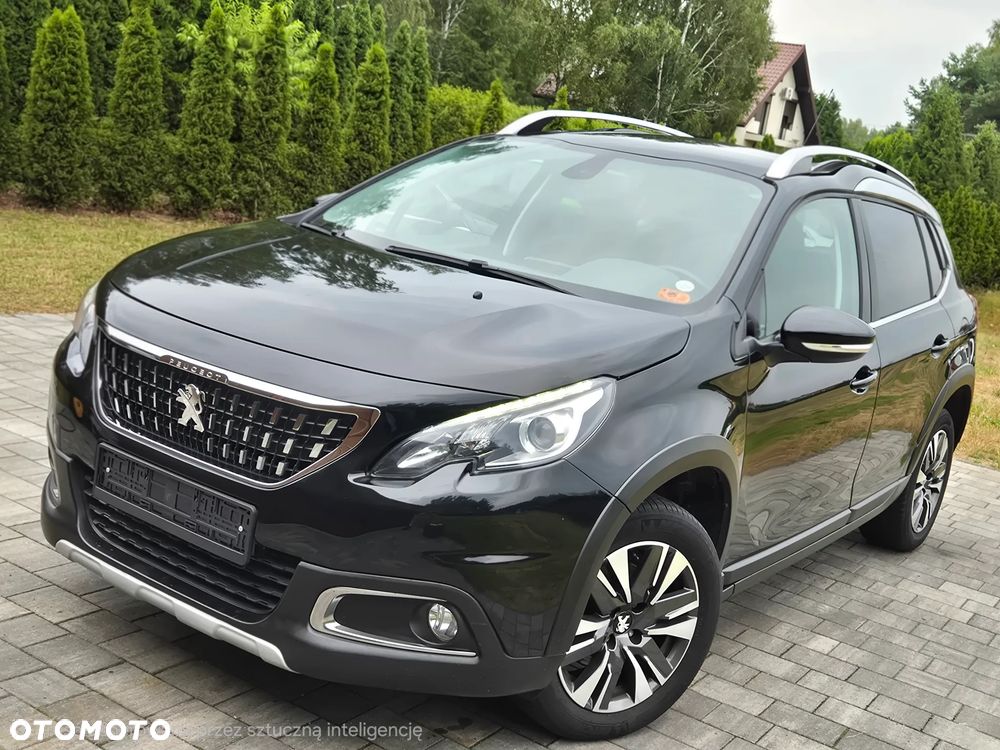 Peugeot 2008 1.2 Pure Tech Allure S&S - 9