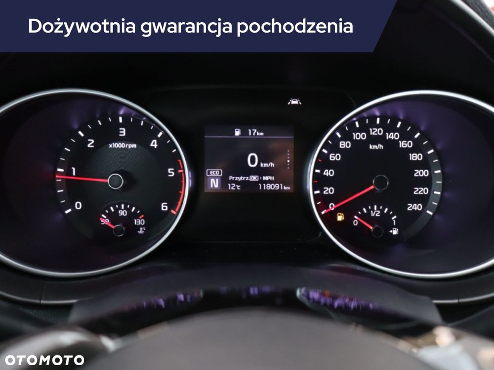Kia Ceed - 13