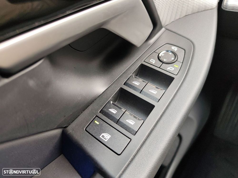 BMW 520 d Pack Desportivo M - 24