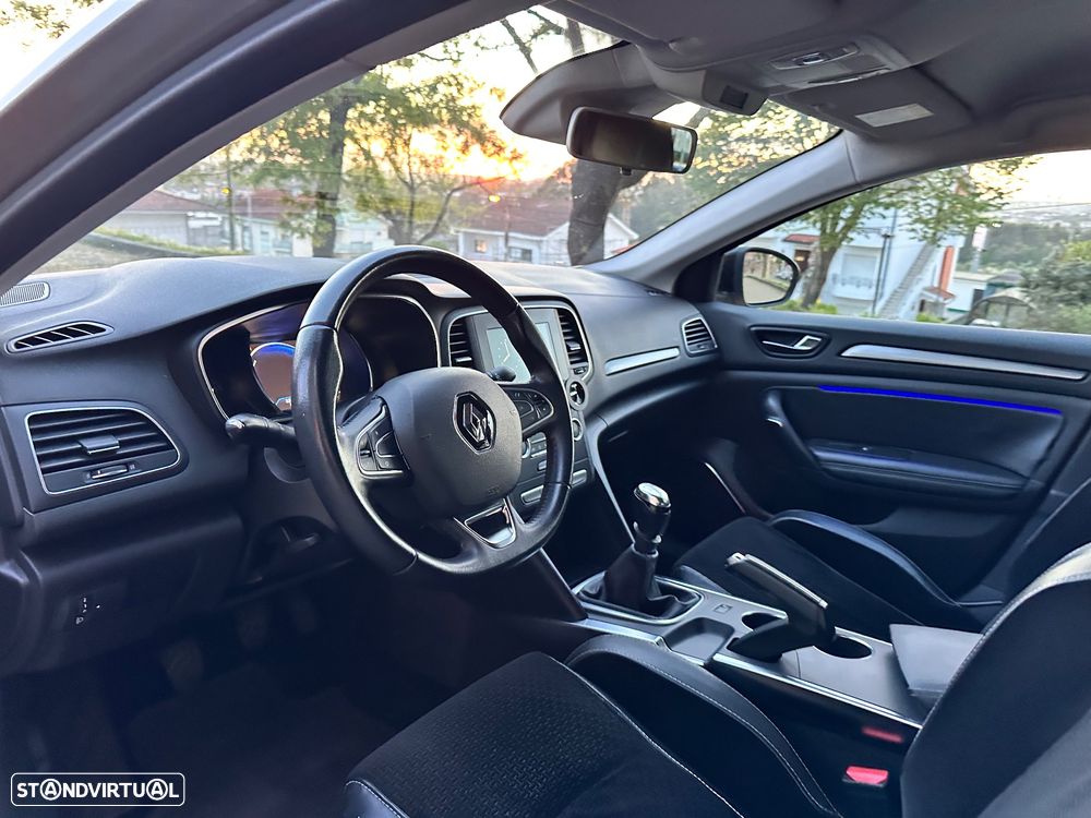 Renault Mégane 1.5 dCi Intens - 22