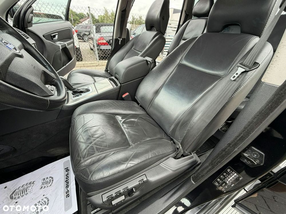 Volvo XC 90 D5 AWD Geartonic Summum - 11