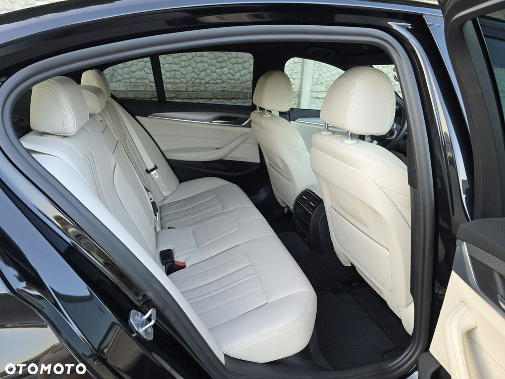 BMW Seria 5 - 24
