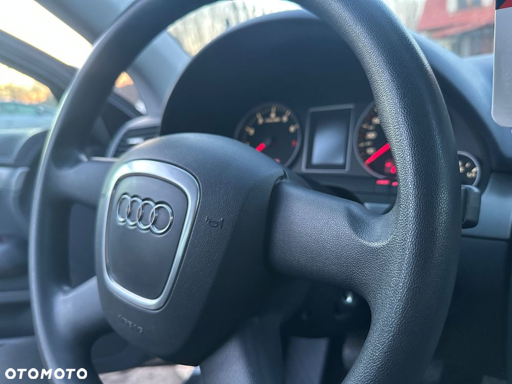 Audi A4 Avant - 18